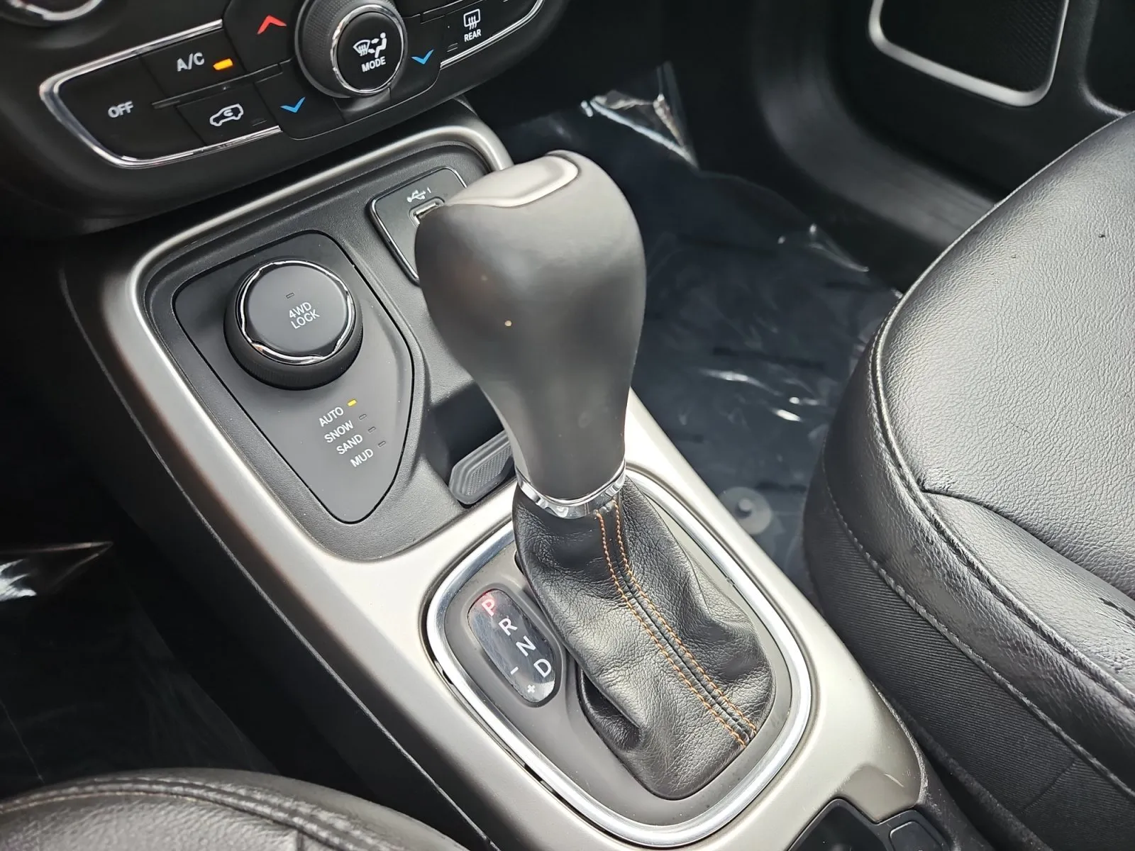 Jeep Compass photo 23