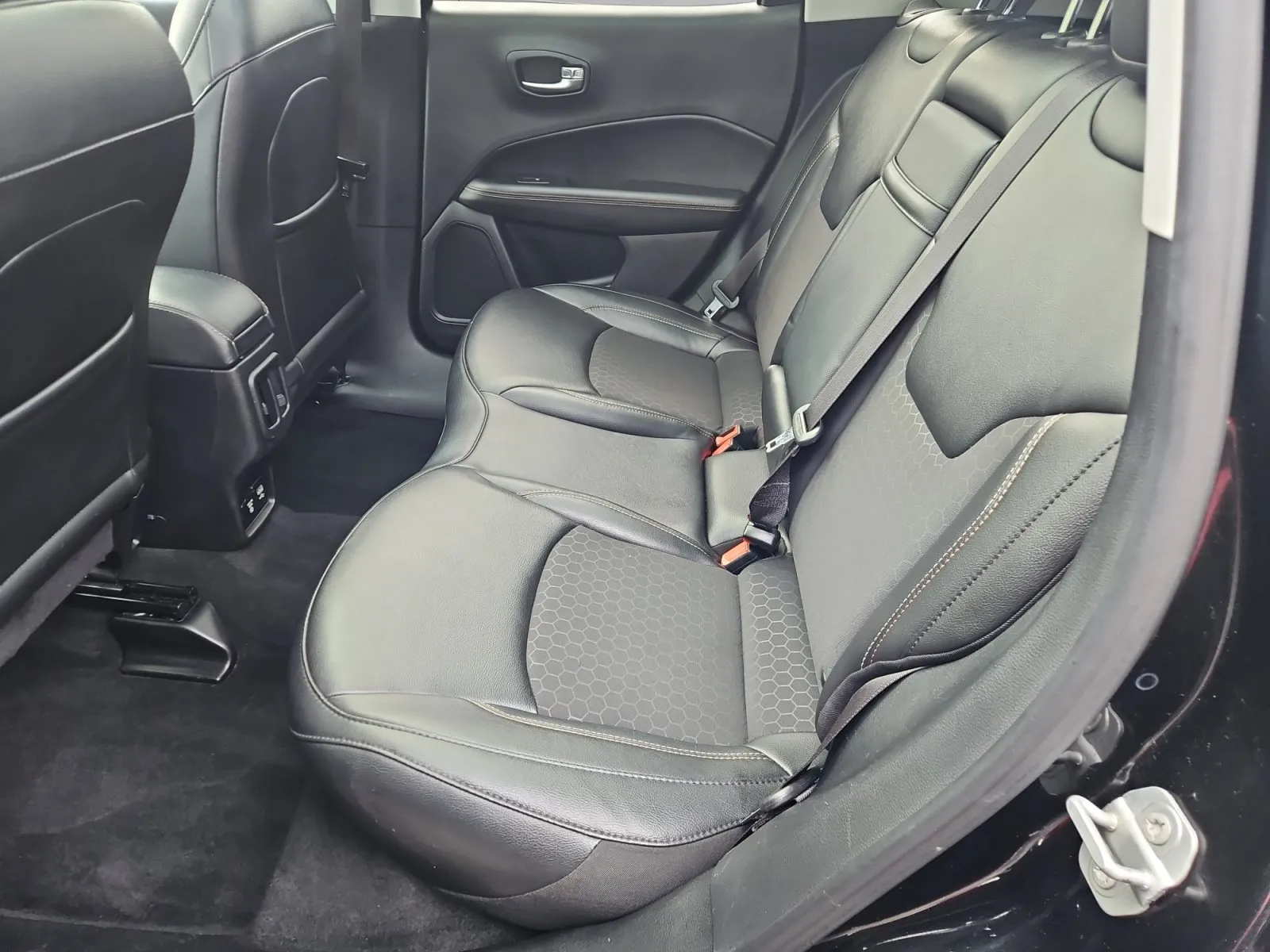 Jeep Compass photo 15