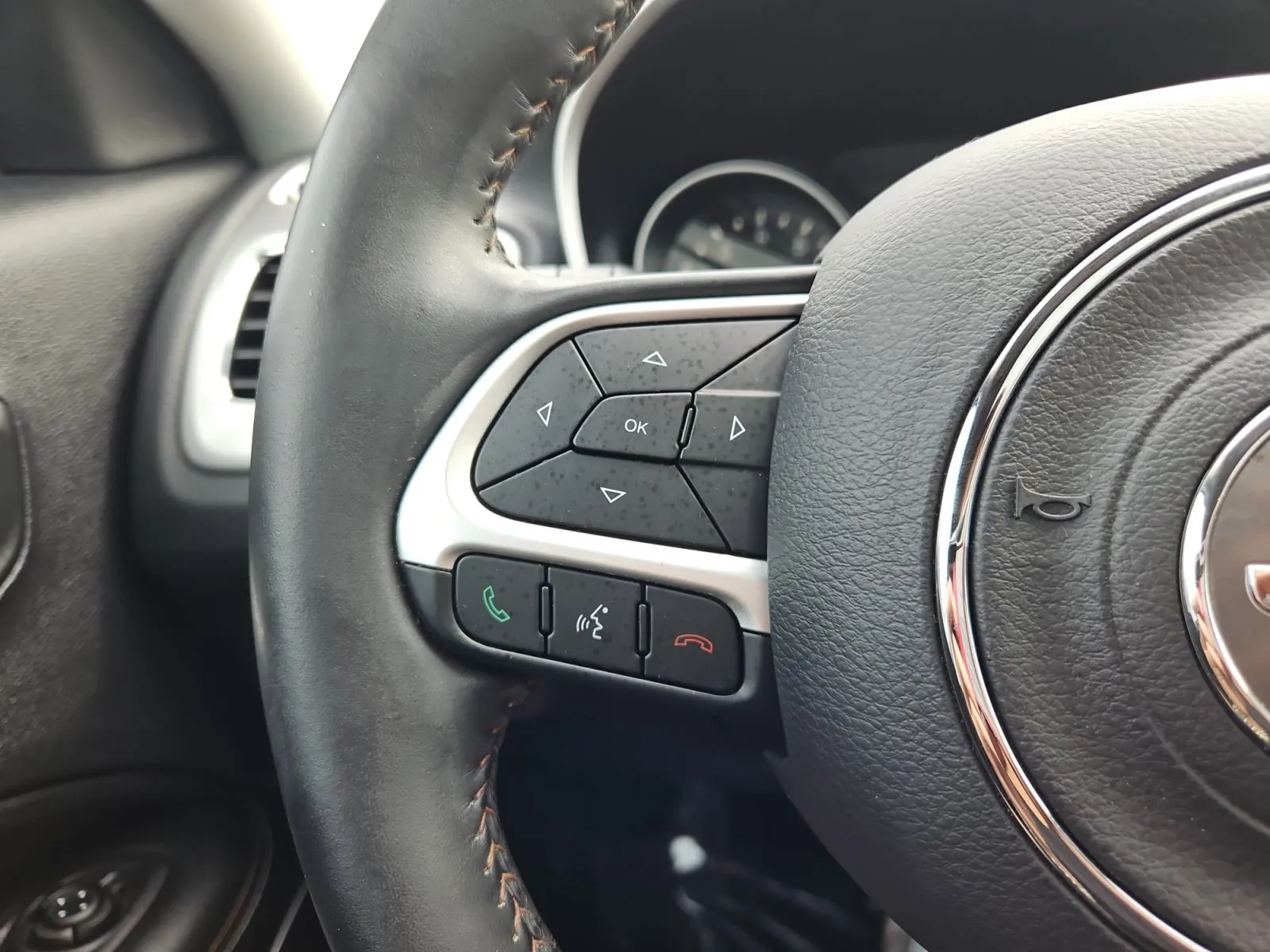 Jeep Compass photo 25