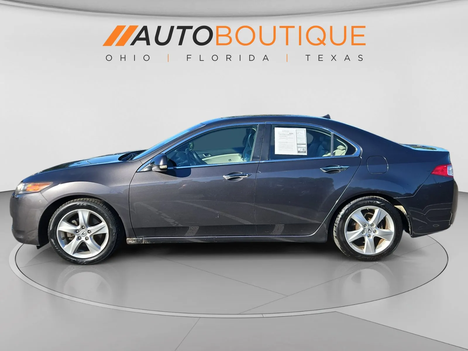 Acura TSX photo 2
