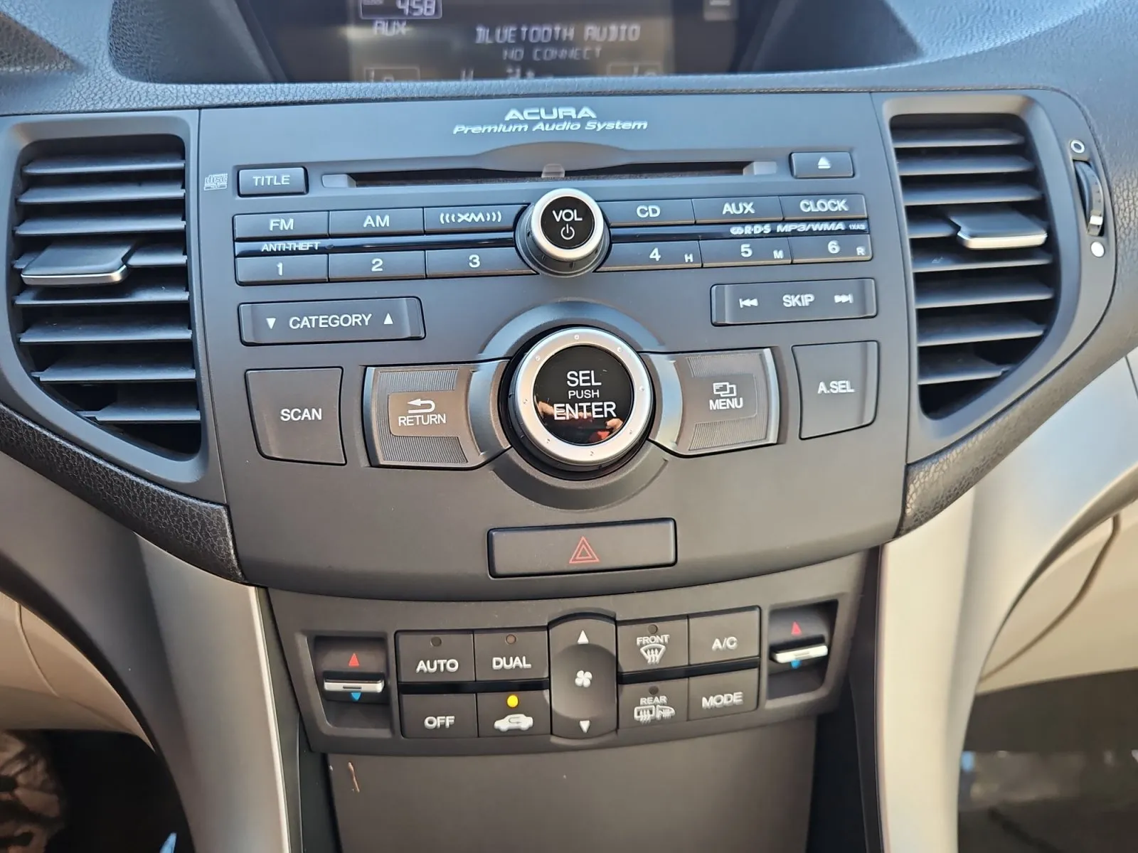 Acura TSX photo 20
