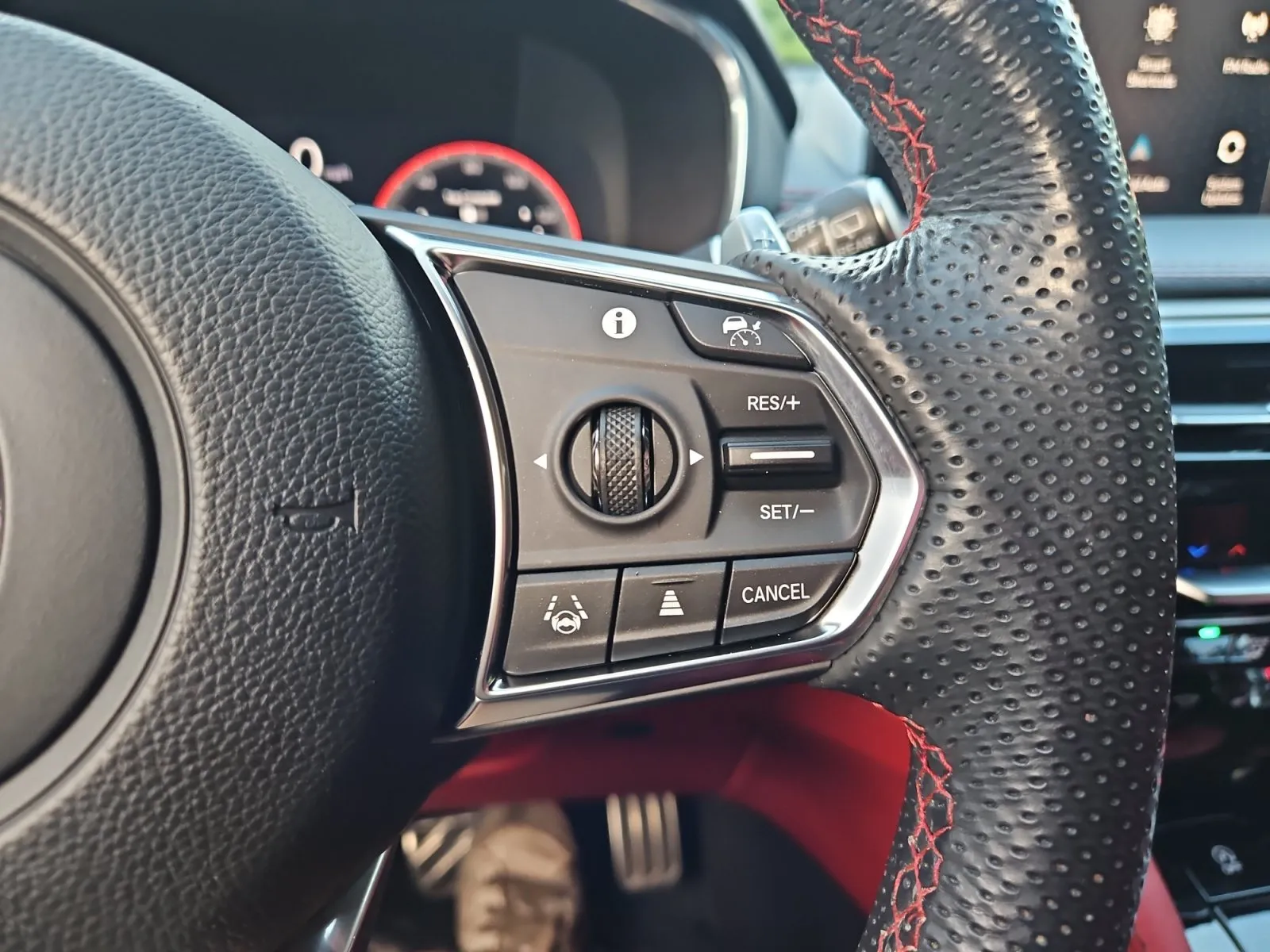 Acura MDX photo 31