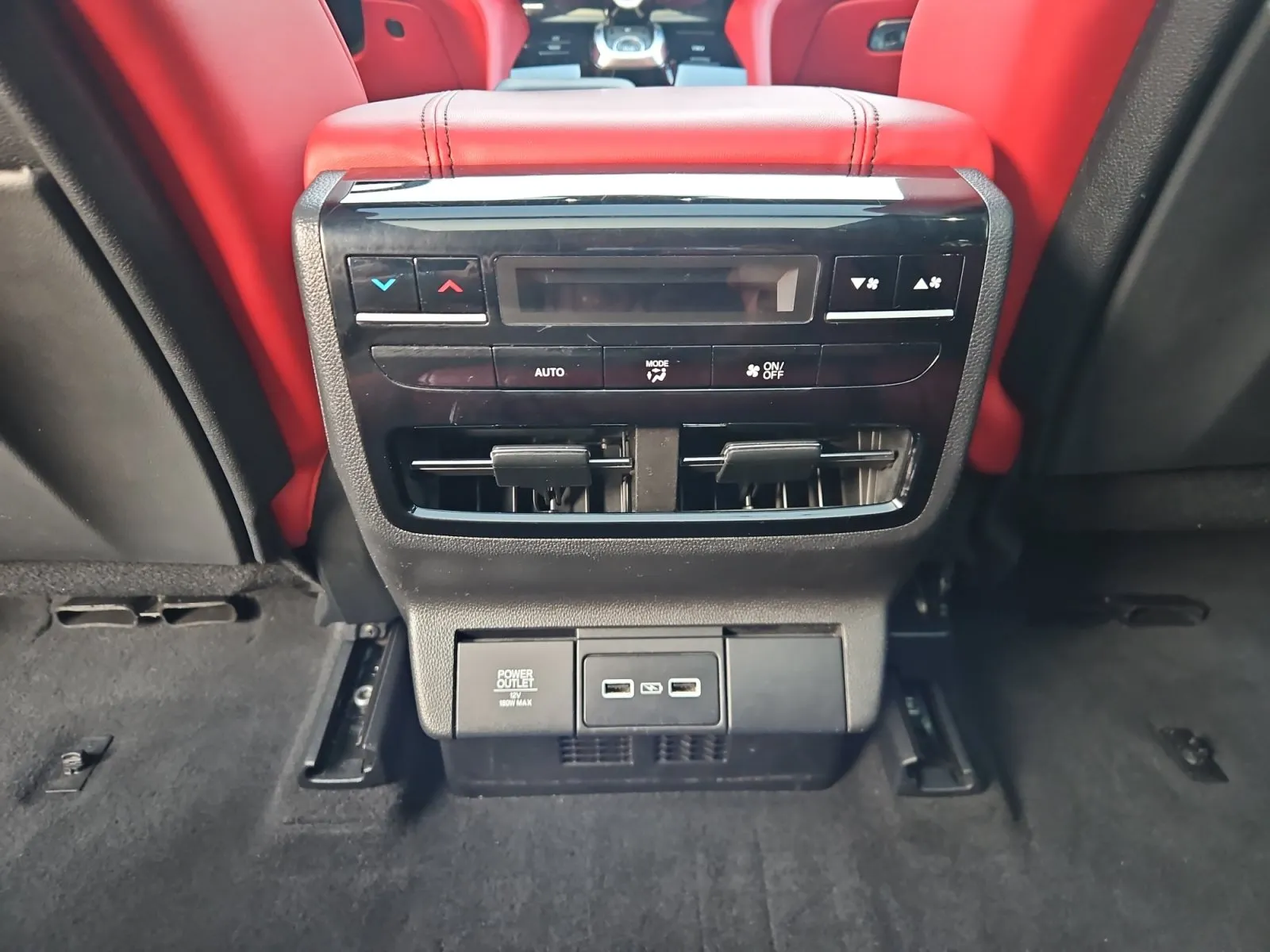Acura MDX photo 14