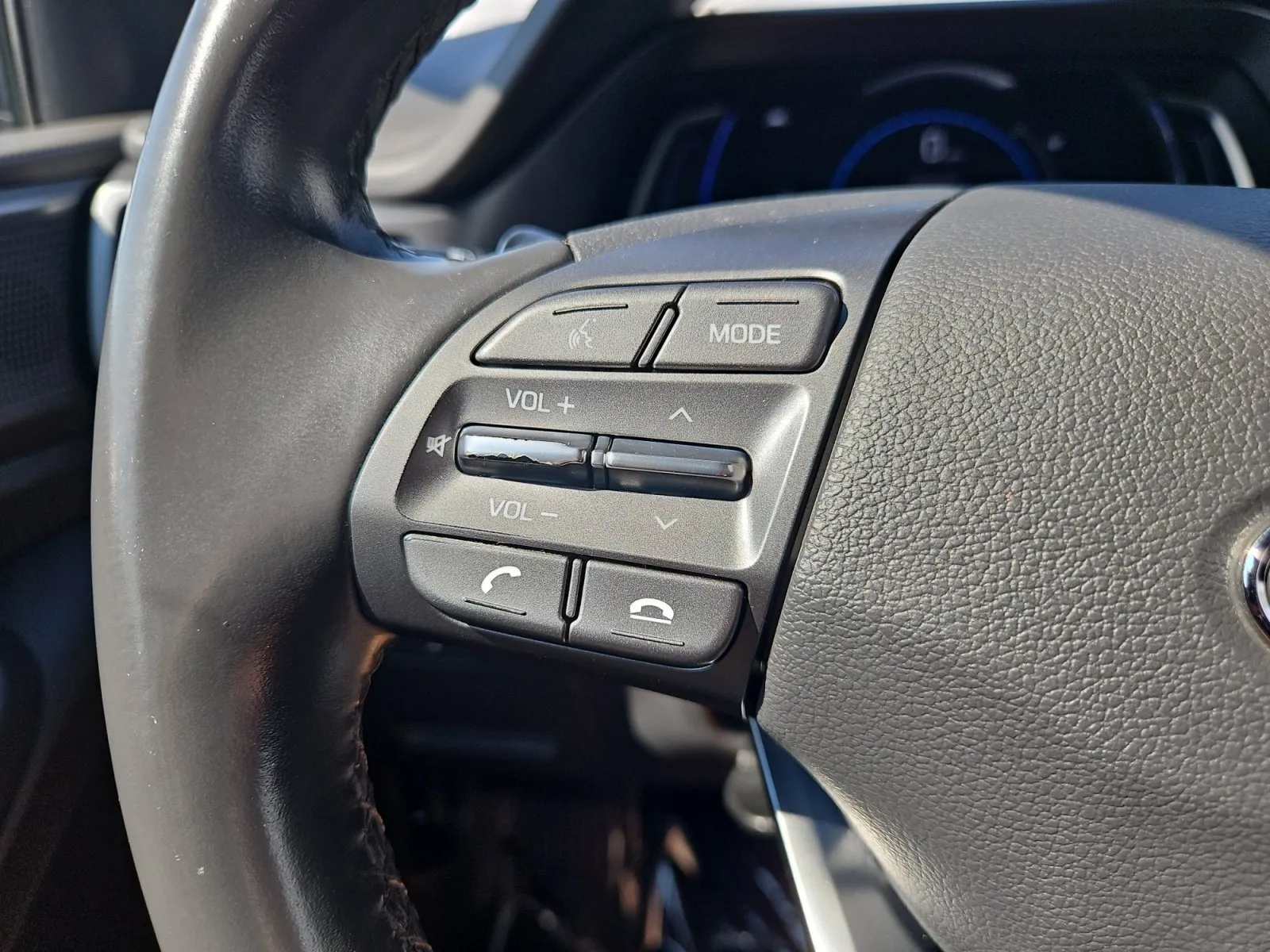 Hyundai Ioniq photo 25