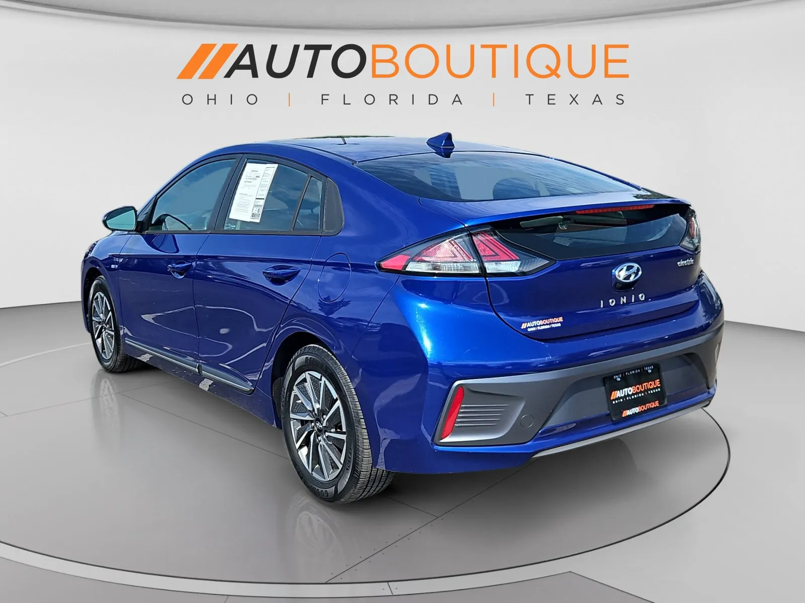 Hyundai Ioniq photo 3