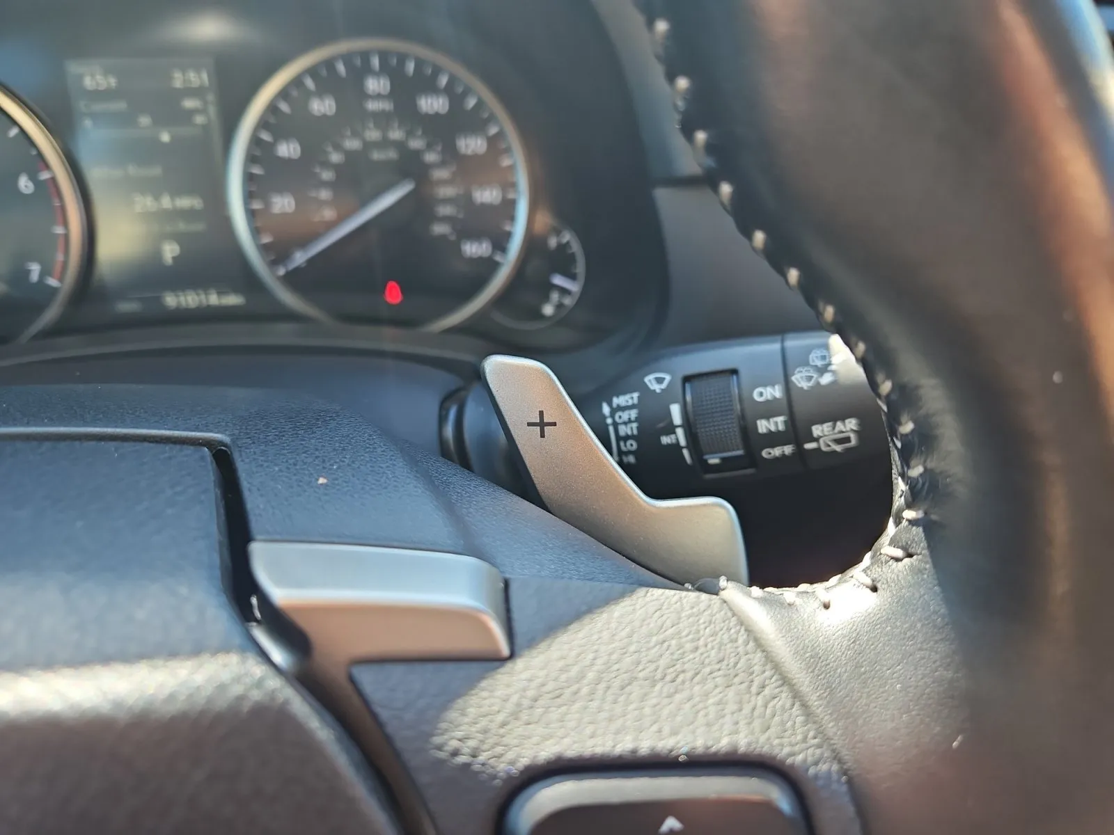 Lexus NX photo 22