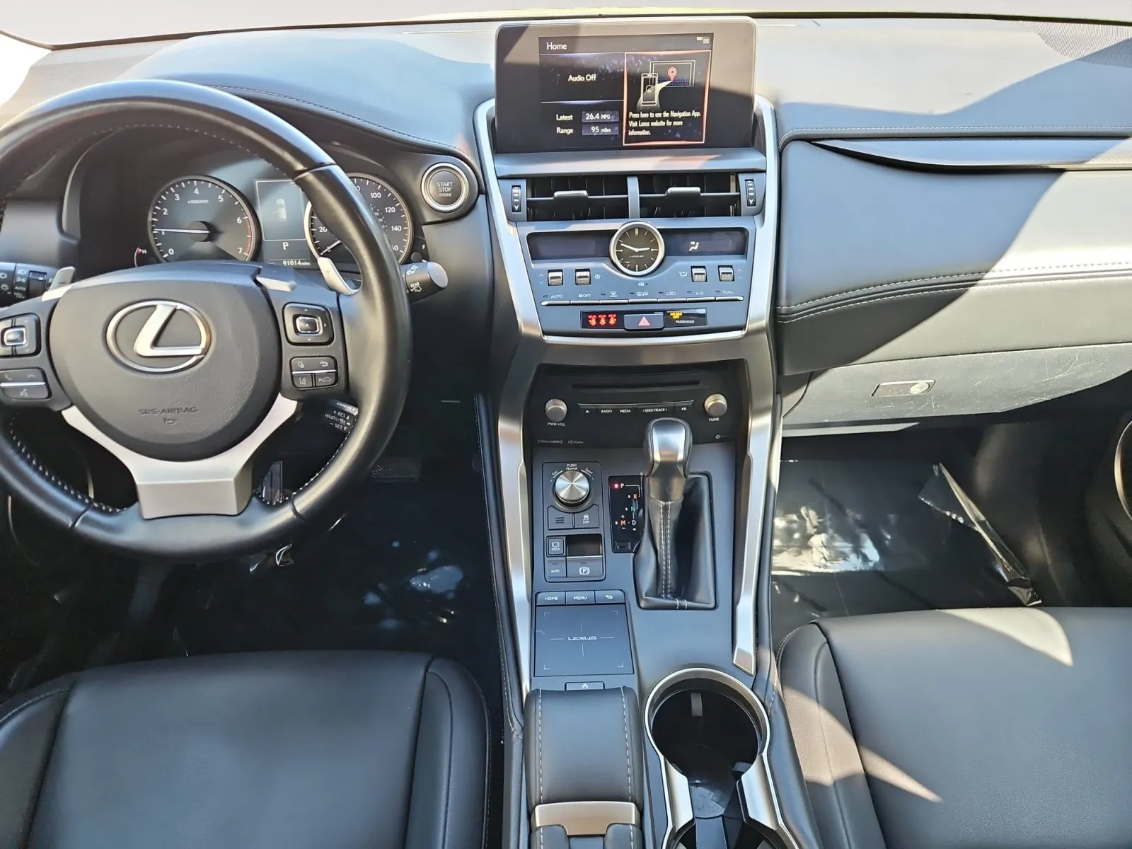Lexus NX photo 11
