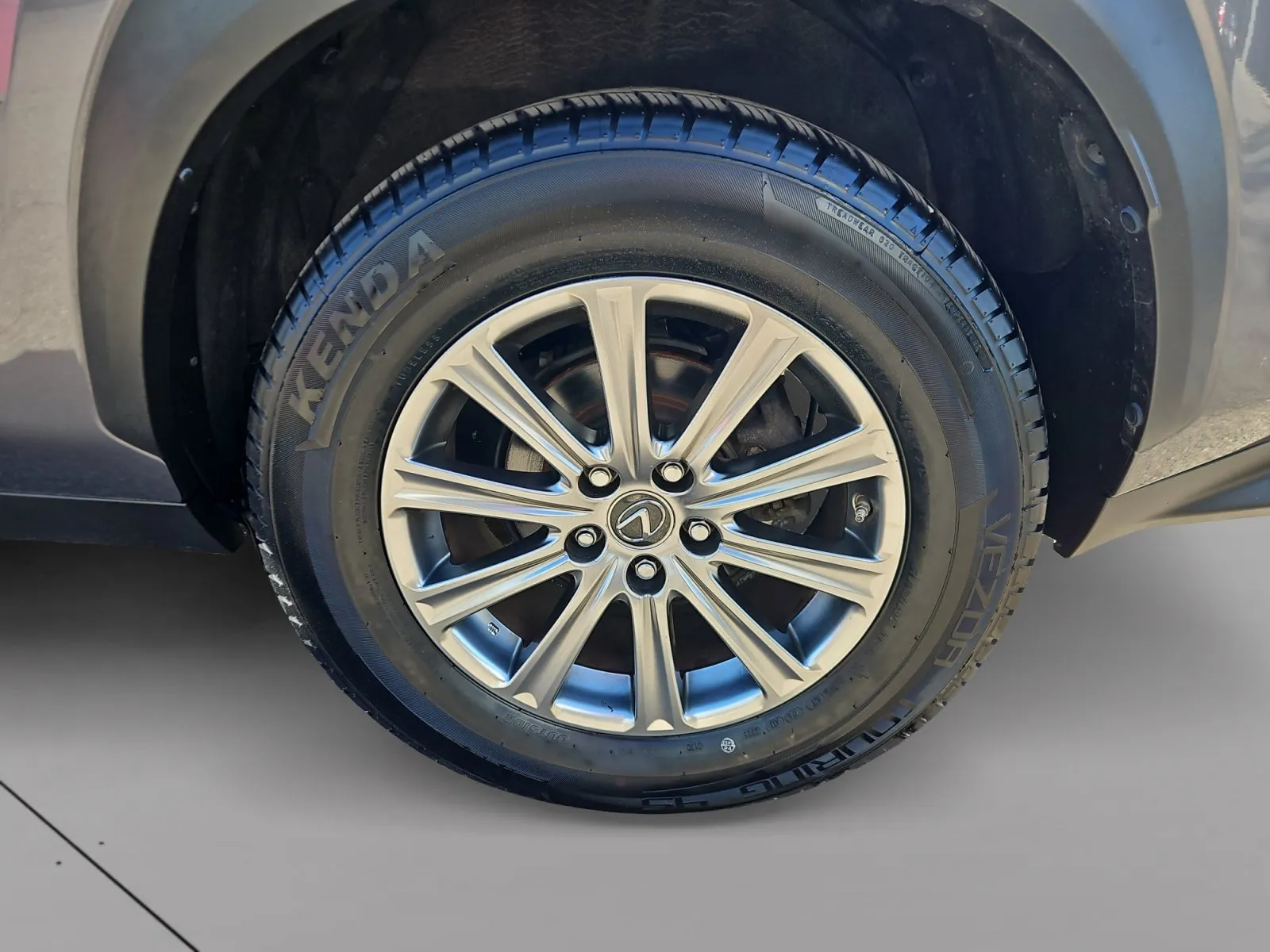 Lexus NX photo 14