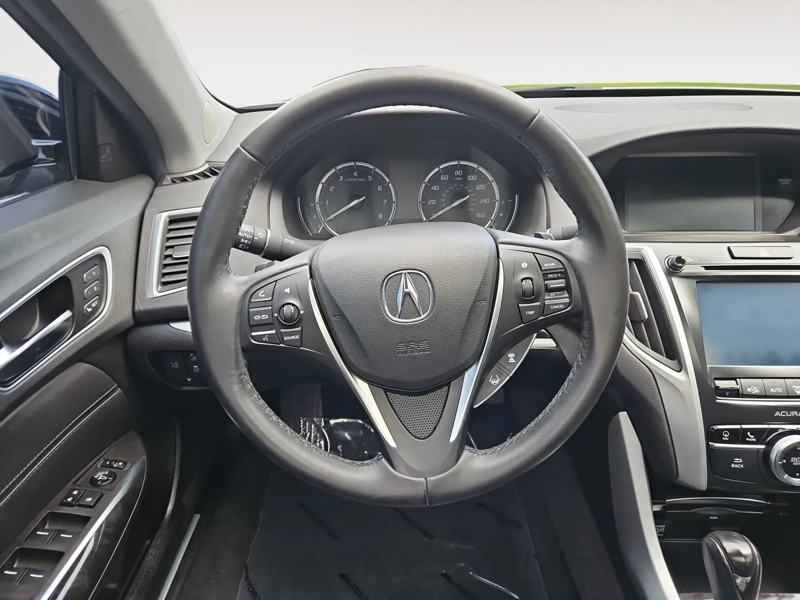 Acura TLX photo 13