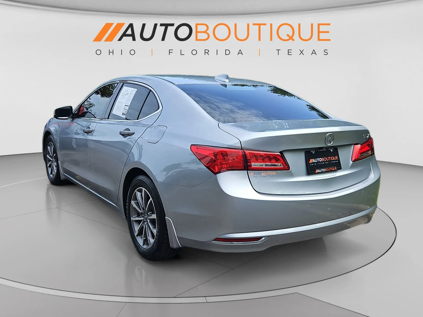 Acura TLX photo 3