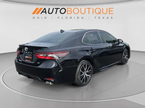 More photos of 2024 Toyota Camry SE at Auto Boutique Ohio, OH