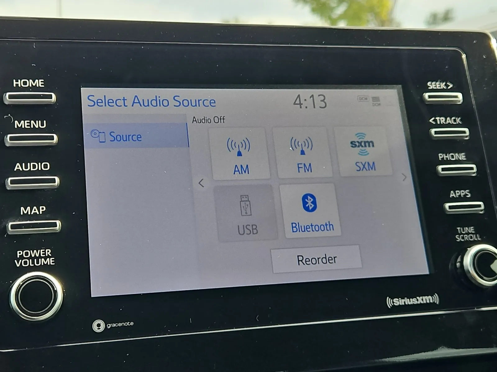 Toyota Camry photo 19