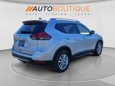 More photos of 2017 Nissan Rogue SV at Auto Boutique Ohio, OH