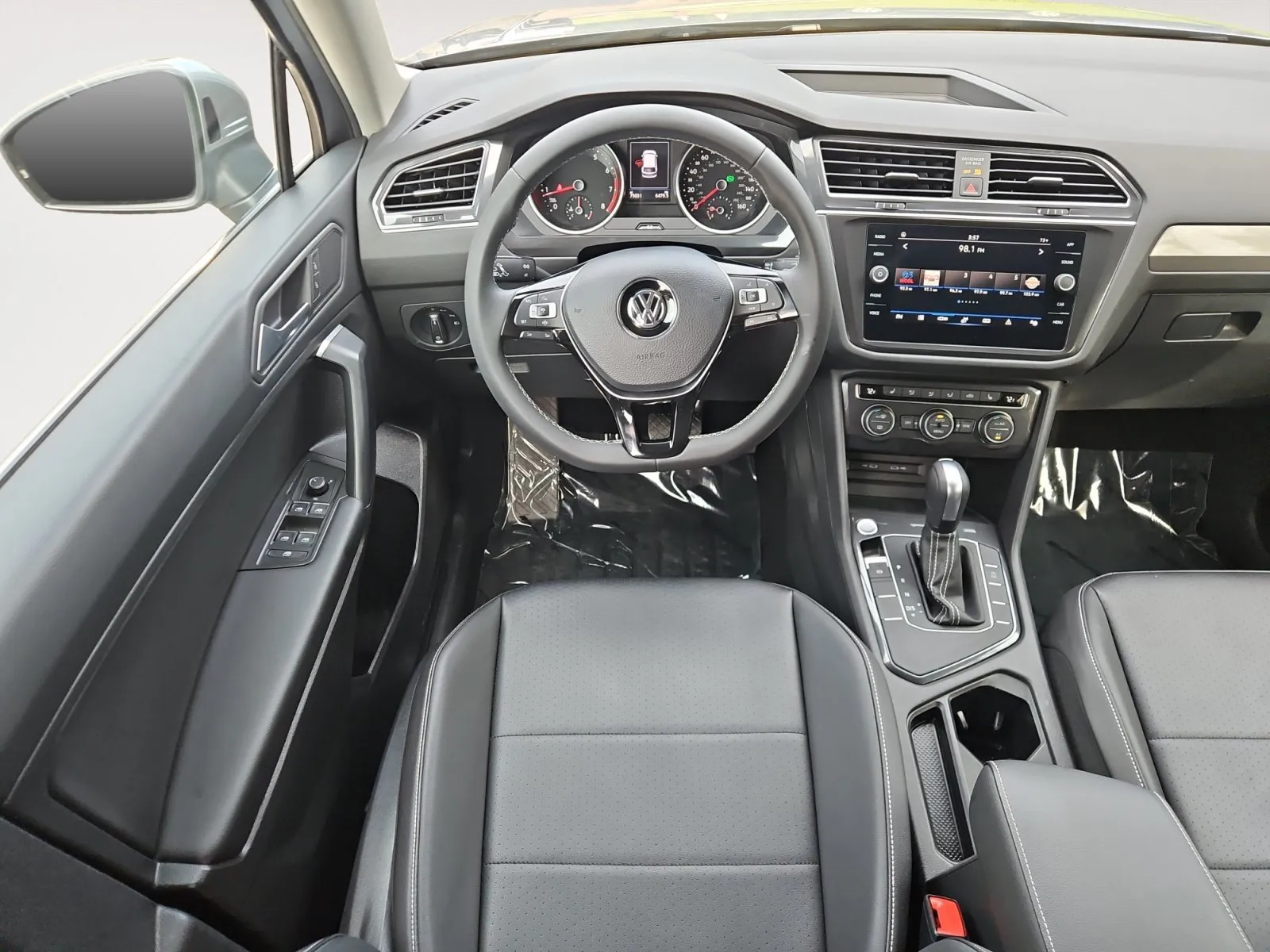 Volkswagen Tiguan photo 11