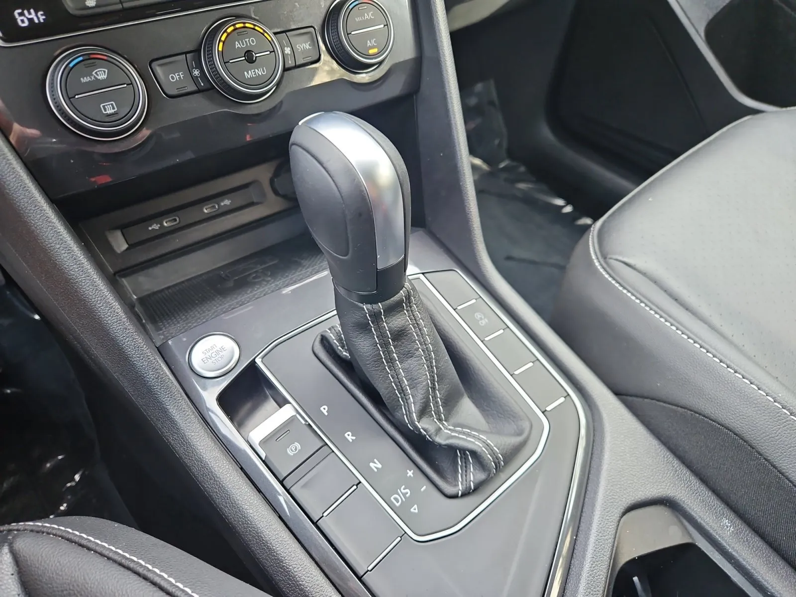 Volkswagen Tiguan photo 24