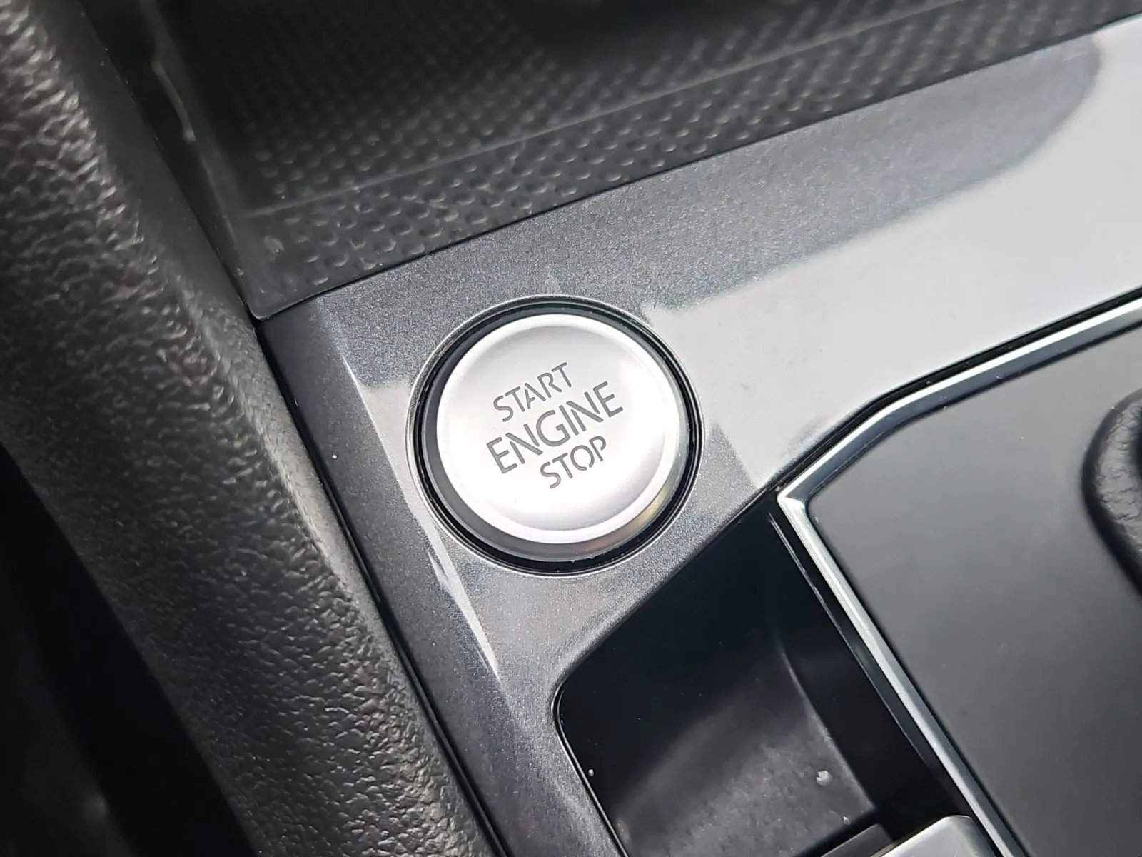 Volkswagen Tiguan photo 23