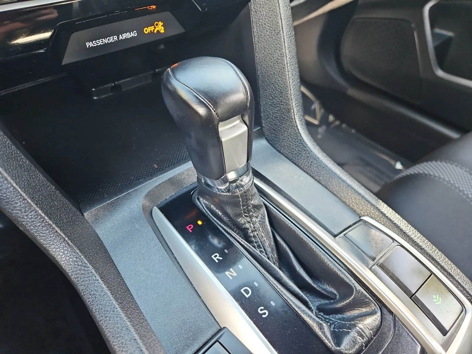 Honda Civic photo 18