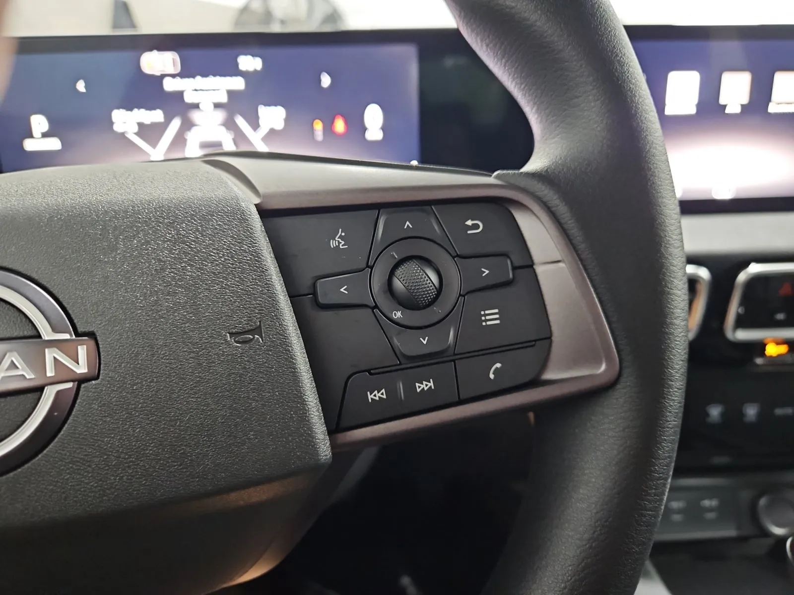 Nissan Sentra photo 24