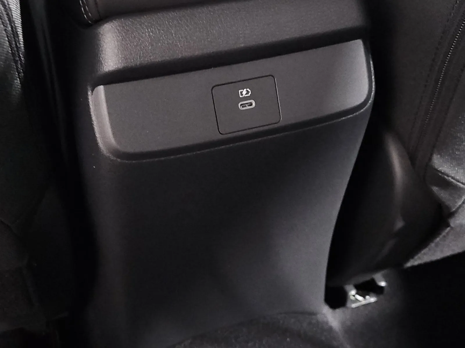 Nissan Sentra photo 14