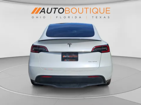More photos of 2023 Tesla Model Y Long Range at Auto Boutique Ohio, OH