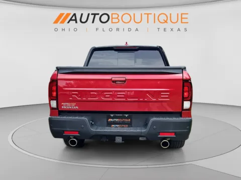 More photos of 2024 Honda Ridgeline Black Edition at Auto Boutique Ohio, OH