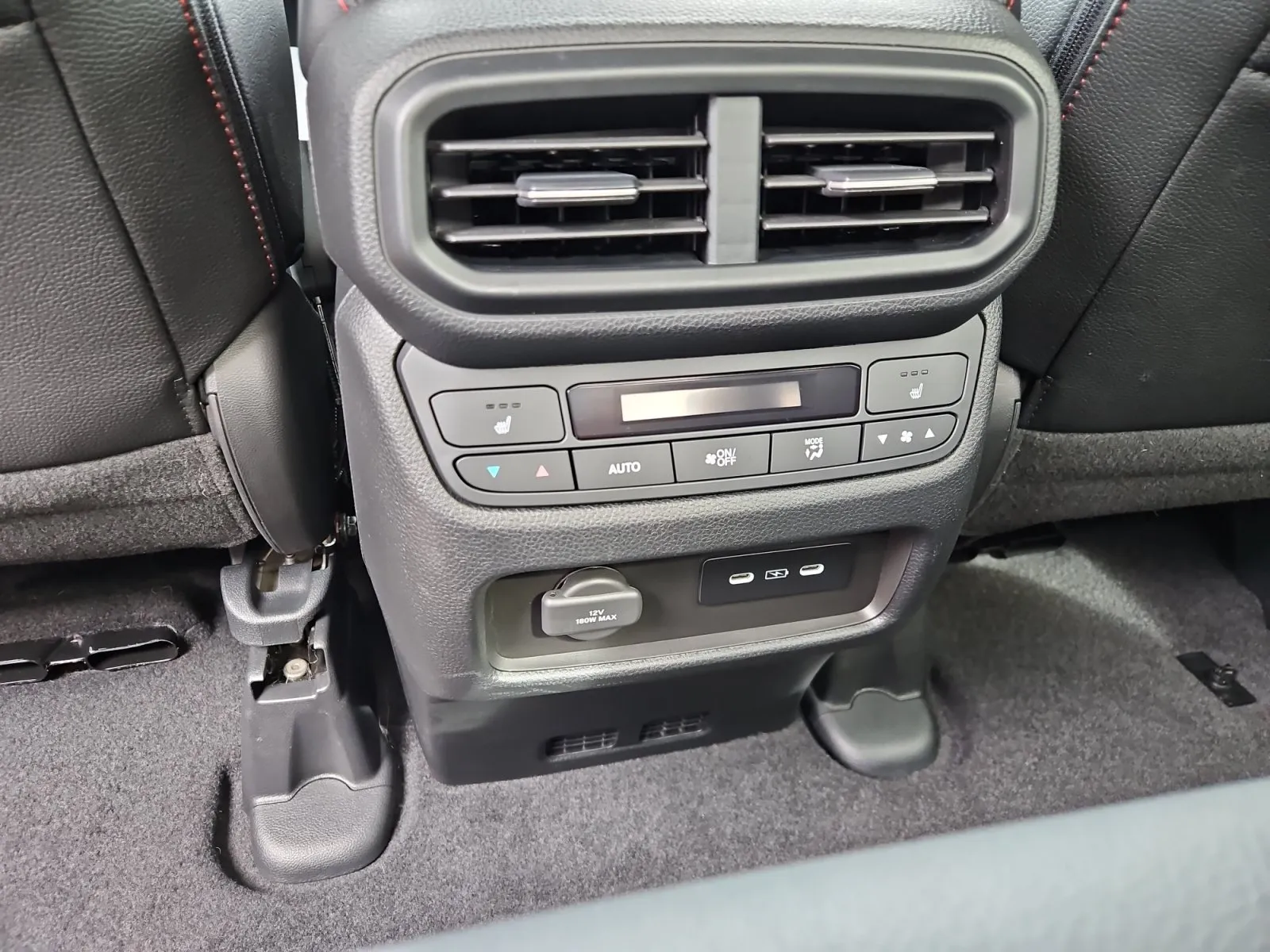 Honda Ridgeline photo 14