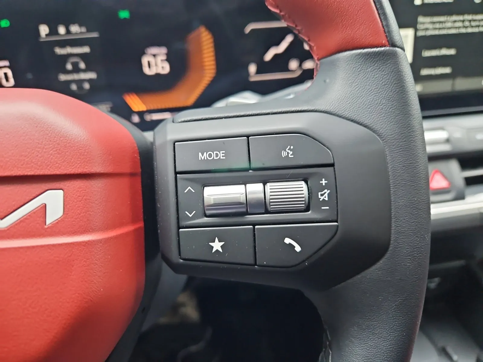 Kia K4 photo 26