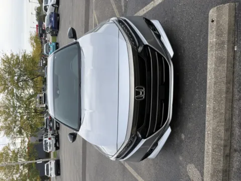 More photos of 2021 Honda Accord Sedan Sport at Auto Boutique Ohio, OH