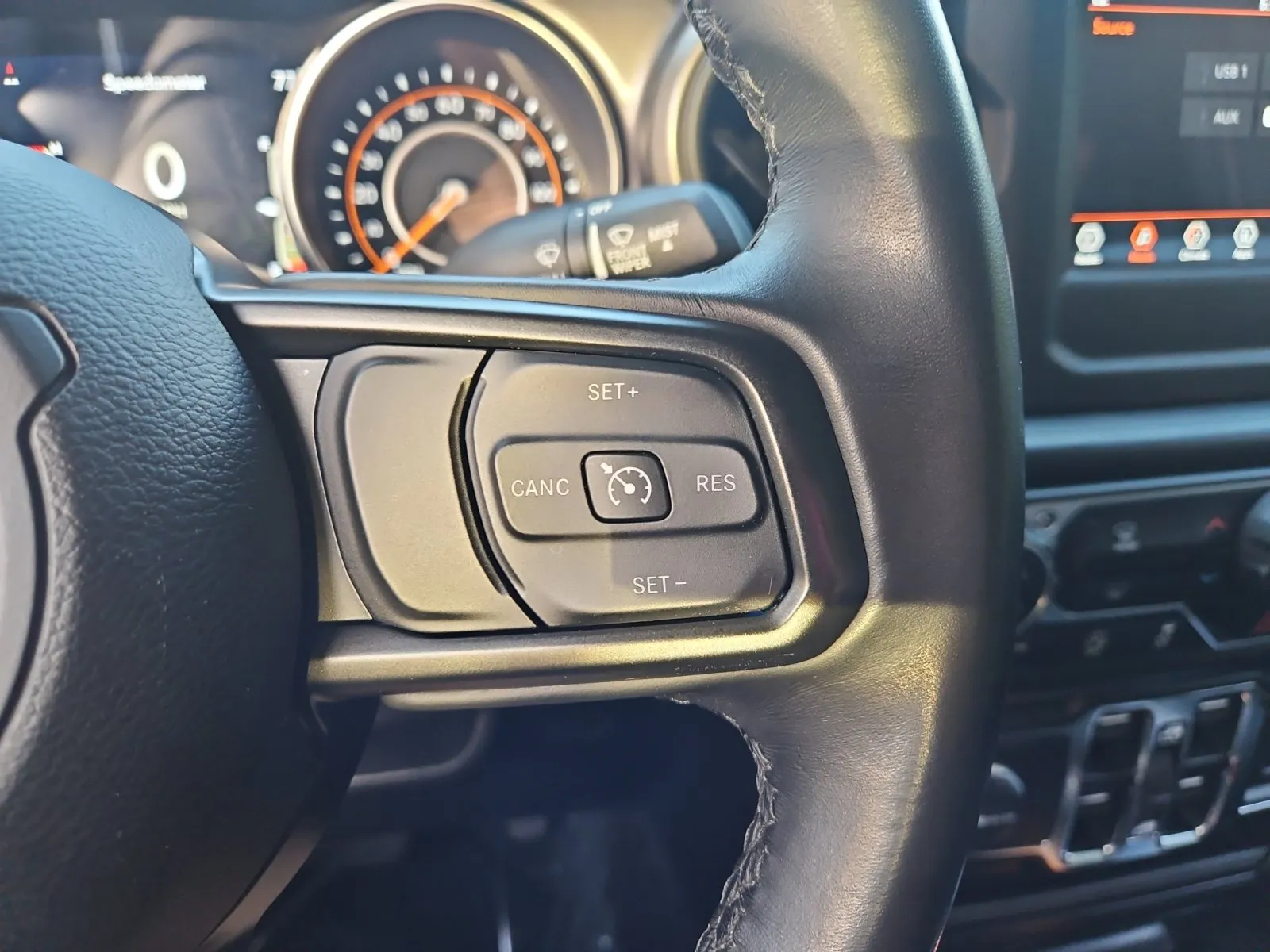 Jeep Wrangler photo 23