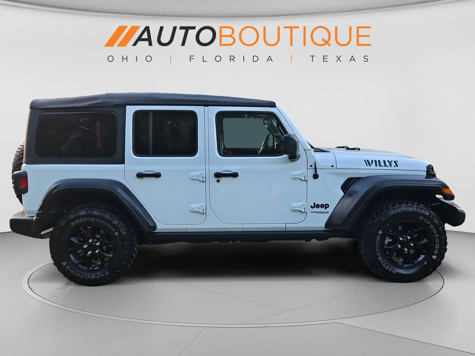 Jeep Wrangler photo 7