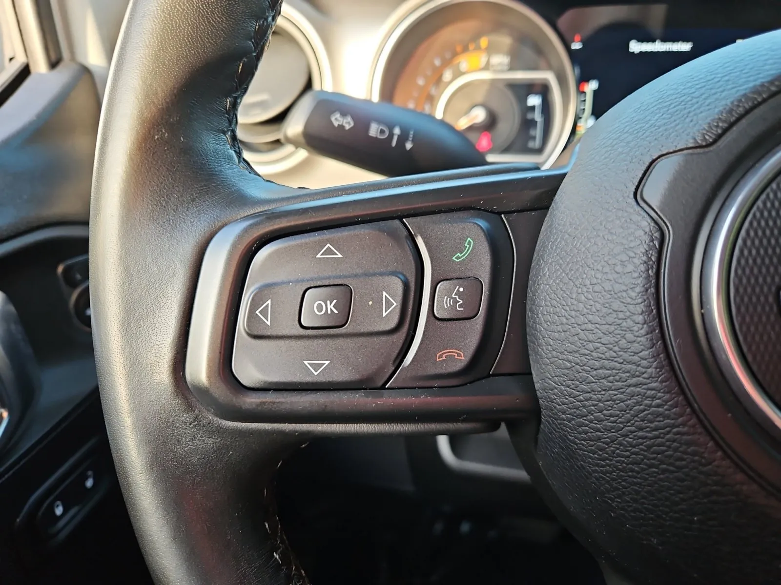 Jeep Wrangler photo 24