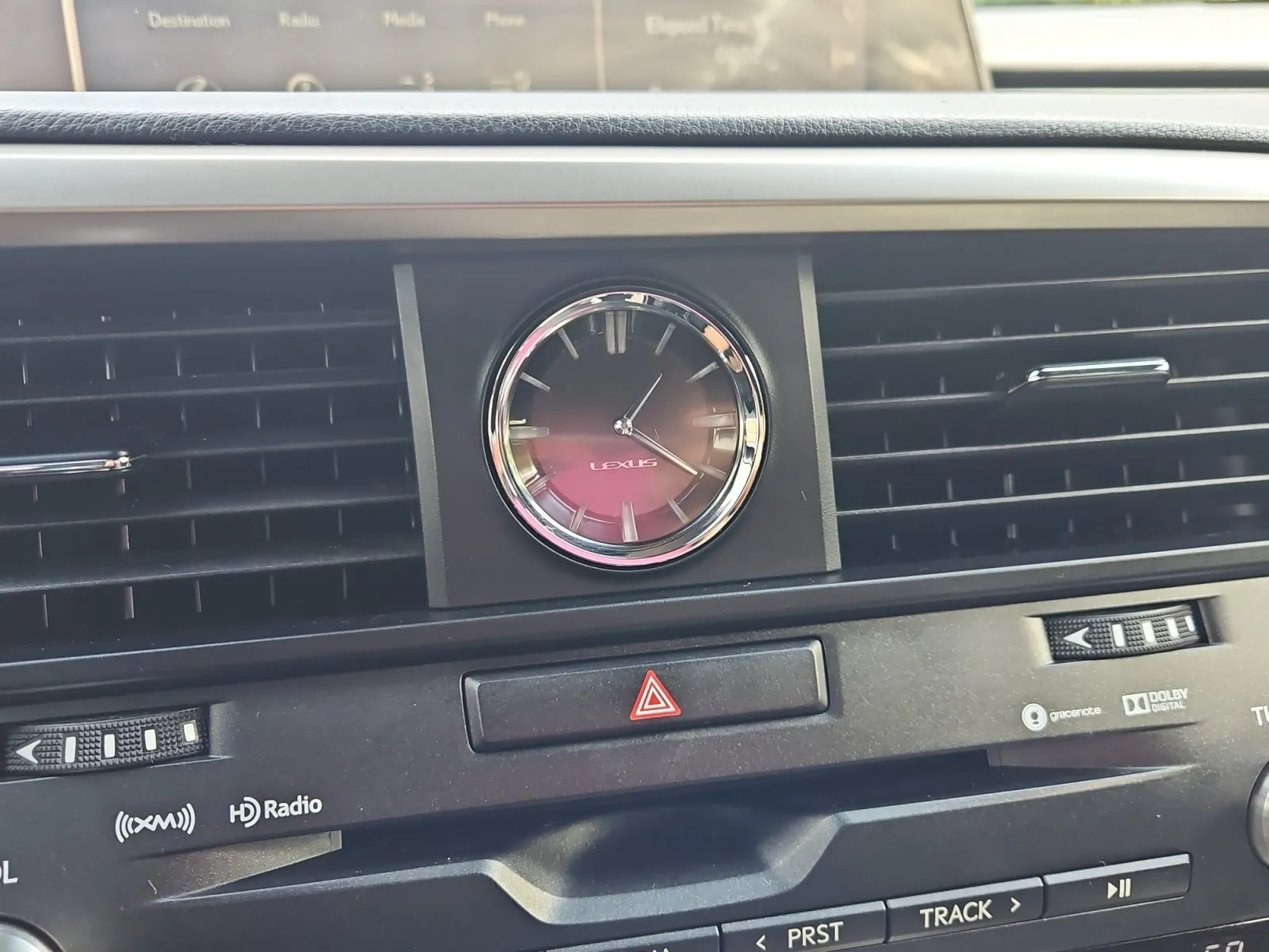 Lexus RX photo 24