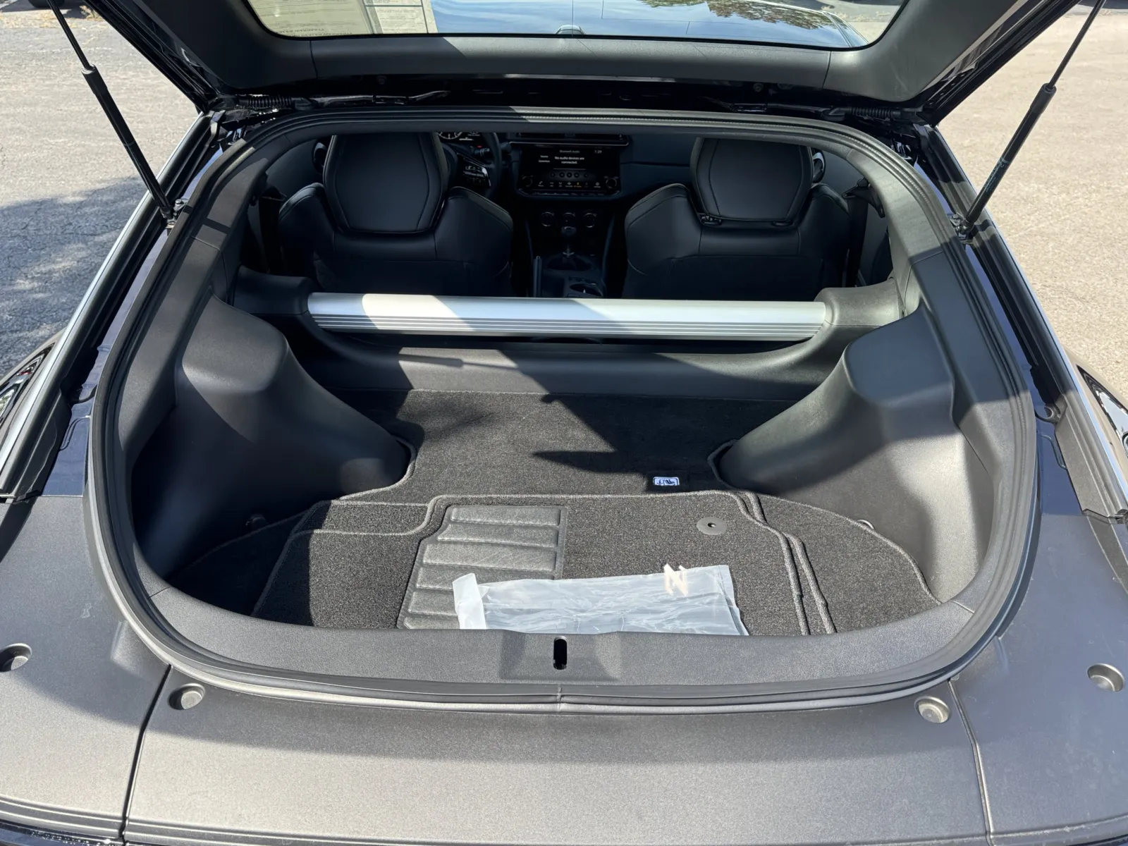 Nissan Z photo 13