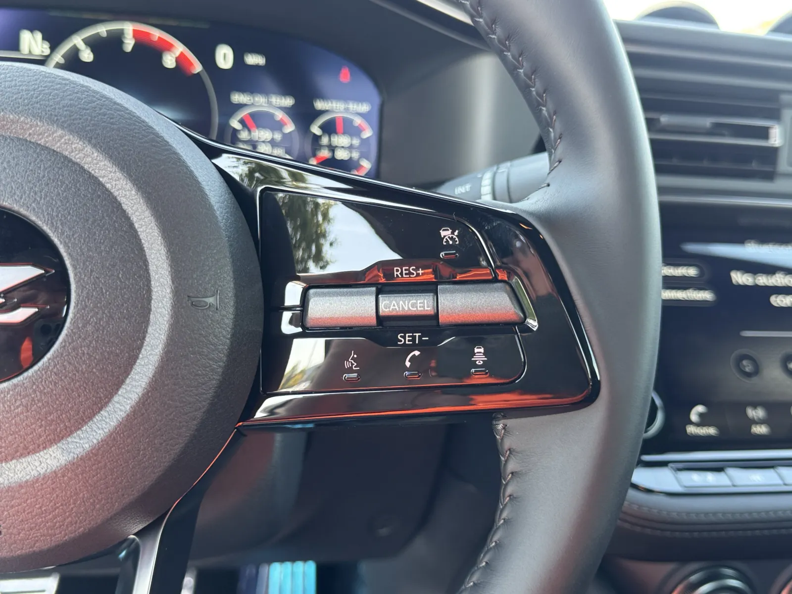 Nissan Z photo 20