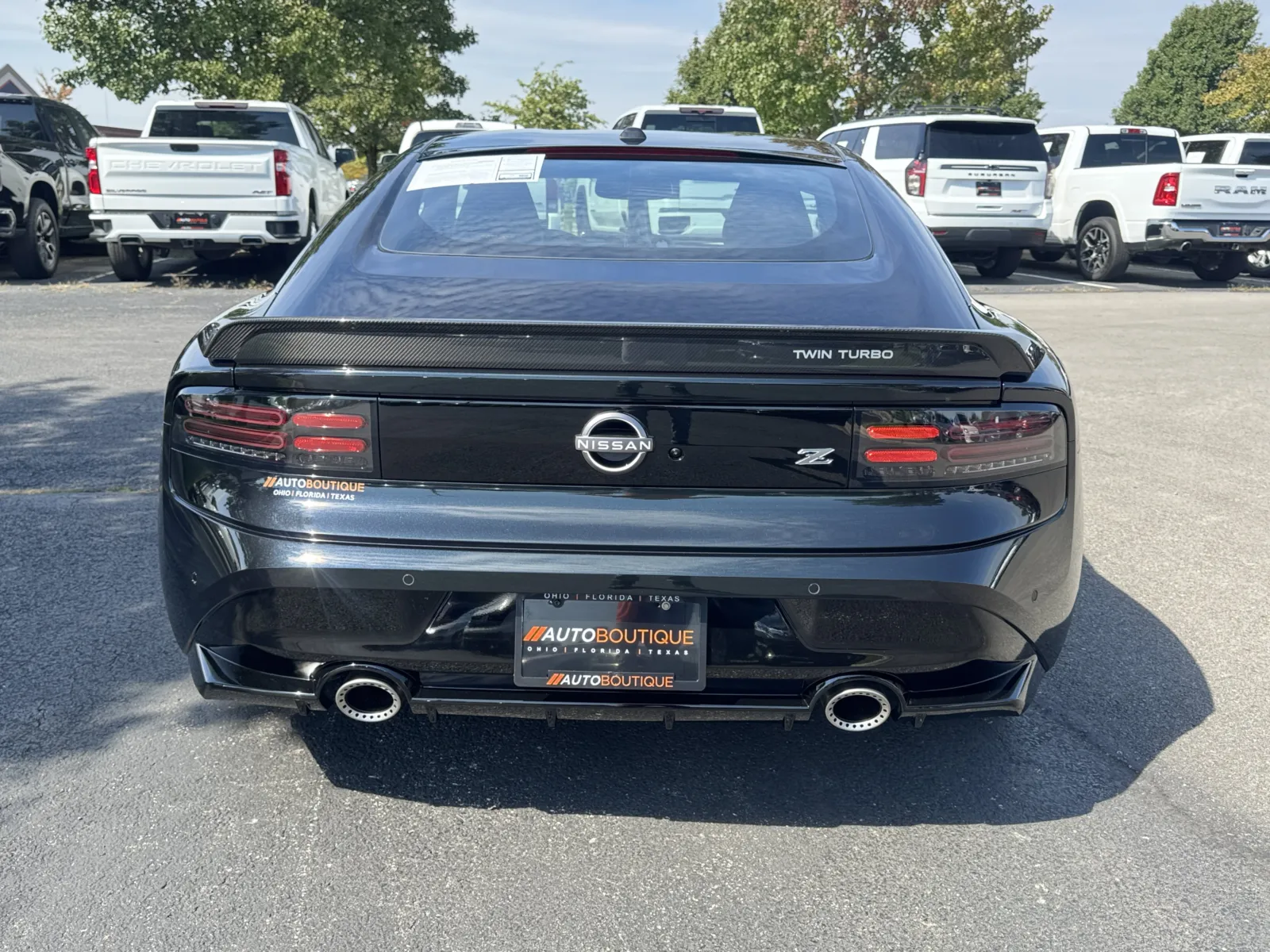 Nissan Z photo 8
