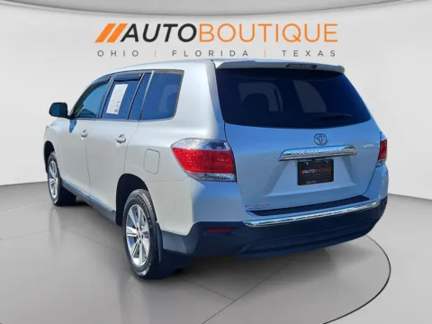 Another view of 2013 Toyota Highlander for sale in Columbus, OH at Auto Boutique Ohio