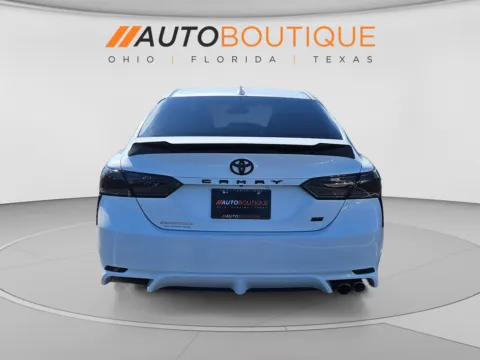 More photos of 2021 Toyota Camry SE at Auto Boutique Ohio, OH