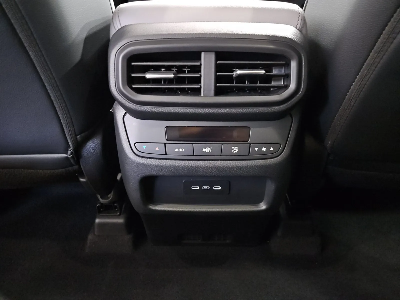 Honda Pilot photo 13