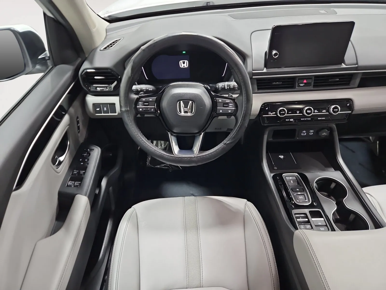 Honda Pilot photo 10