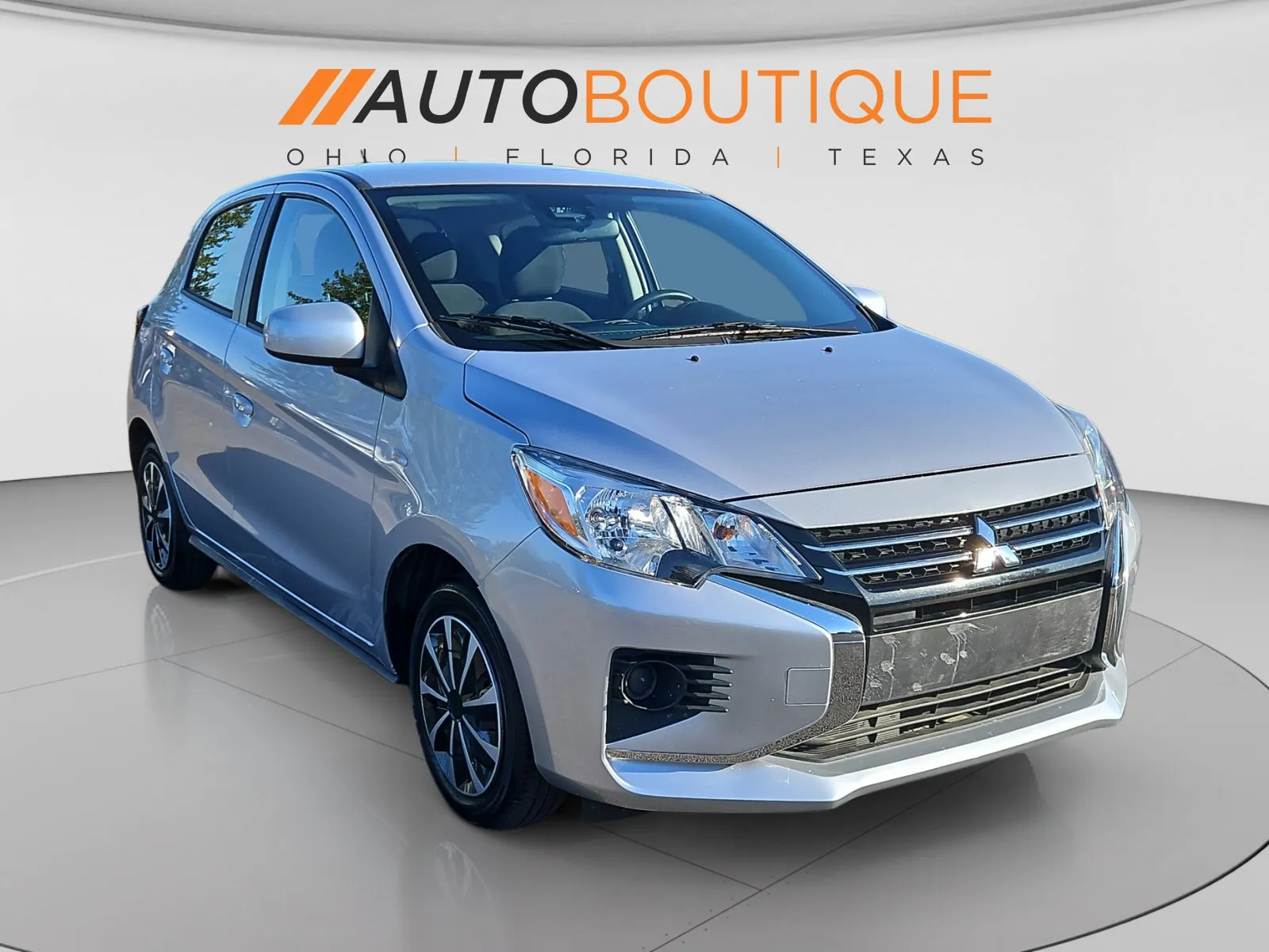 Mitsubishi Mirage photo 7