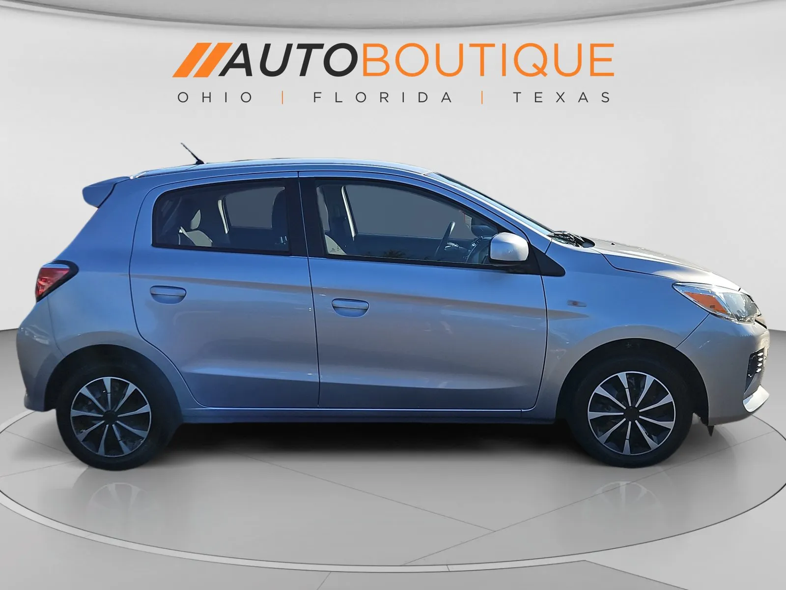 Mitsubishi Mirage photo 6