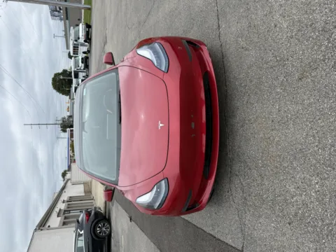 More photos of 2022 Tesla Model 3 at Auto Boutique Ohio, OH