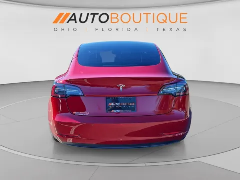 More photos of 2022 Tesla Model 3 at Auto Boutique Ohio, OH