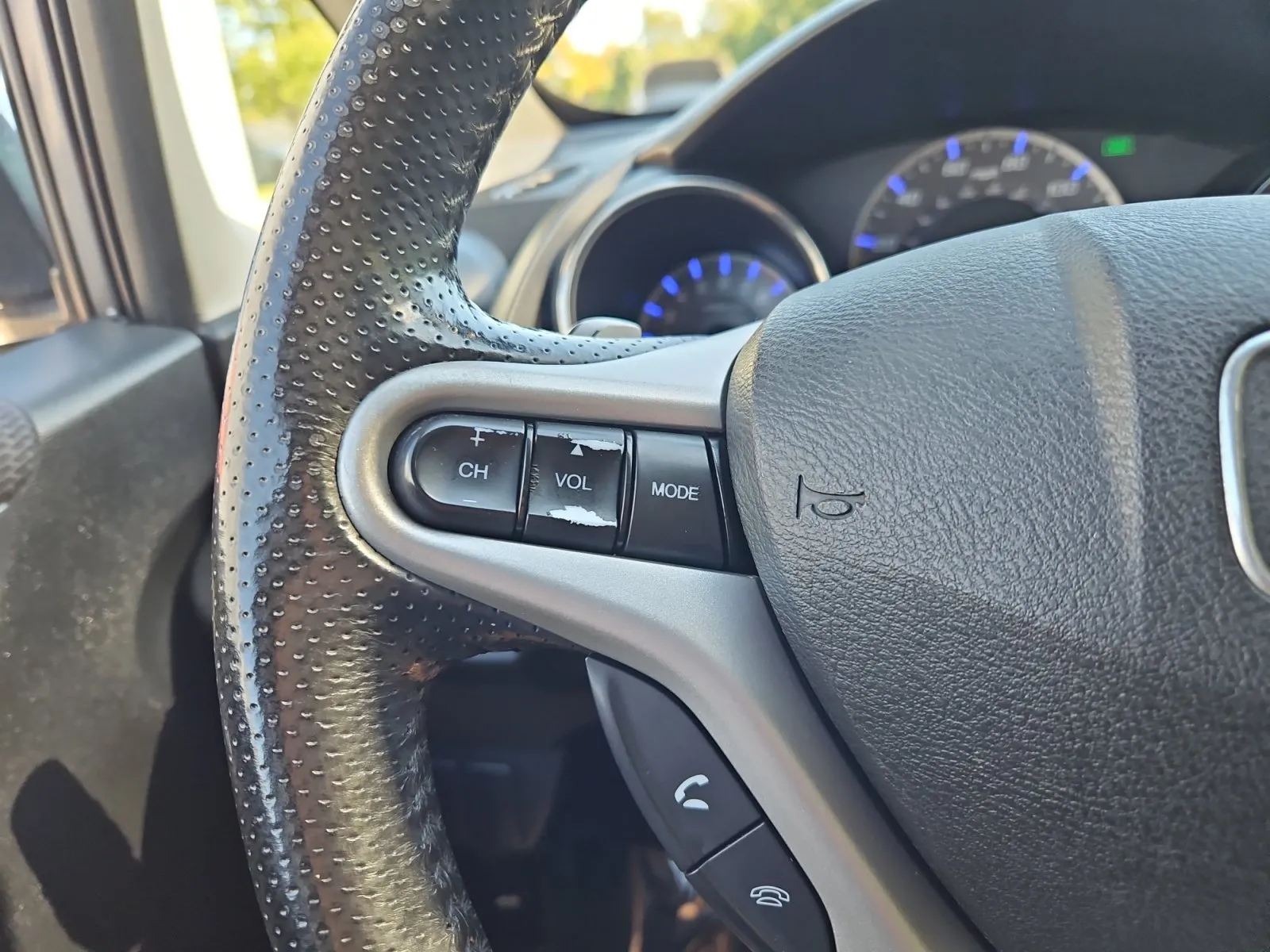 Honda Fit photo 22