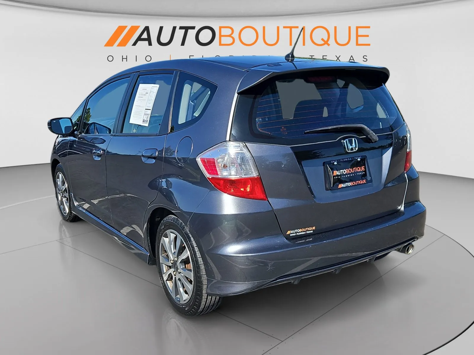 Honda Fit photo 3