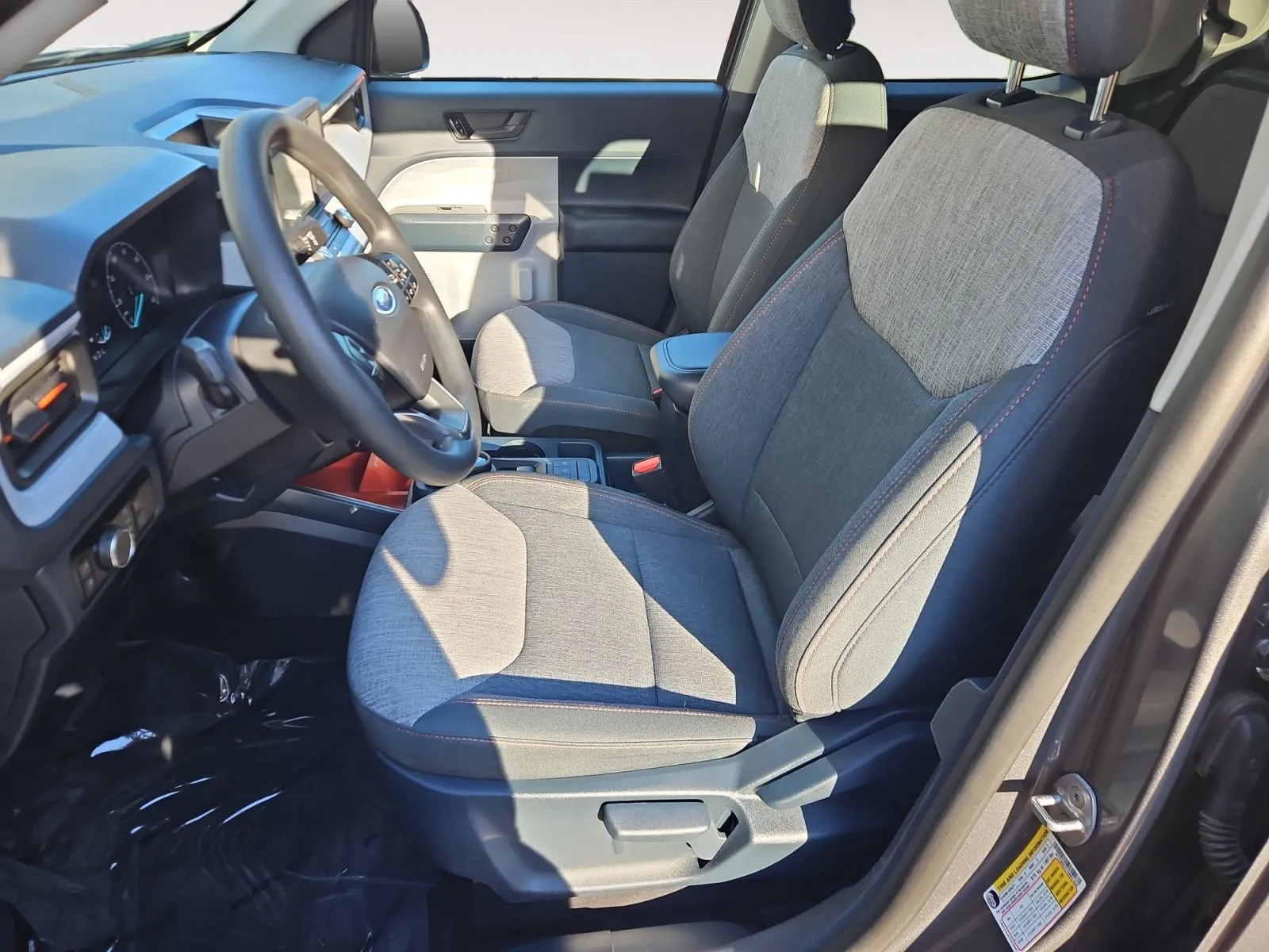 Ford Maverick photo 9