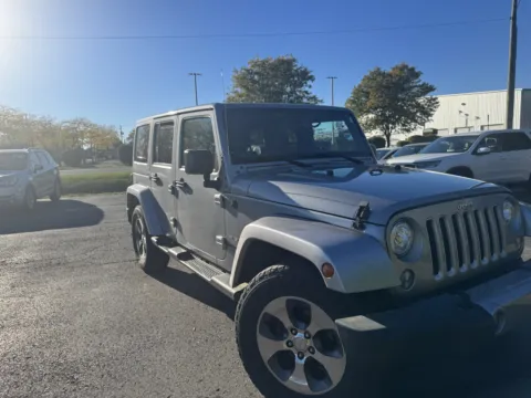More photos of 2018 Jeep Wrangler JK Unlimited Sahara at Auto Boutique Ohio, OH