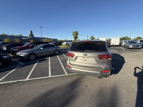 Another view of 2019 Kia Sorento LX for sale in Columbus, OH at Auto Boutique Ohio