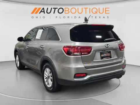 Another view of 2019 Kia Sorento LX for sale in Columbus, OH at Auto Boutique Ohio