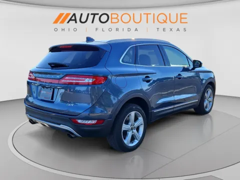 More photos of 2018 Lincoln MKC Premiere at Auto Boutique Ohio, OH